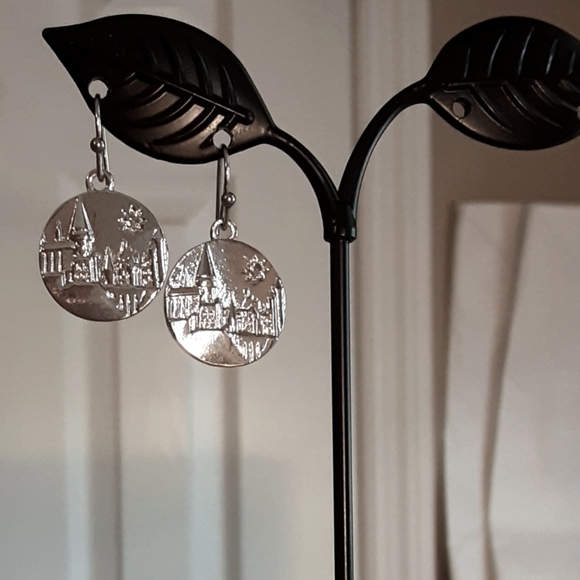 Hand Crafted Jewelry - Hand Crafted Harry Potter Pierced Earrings Silvertone